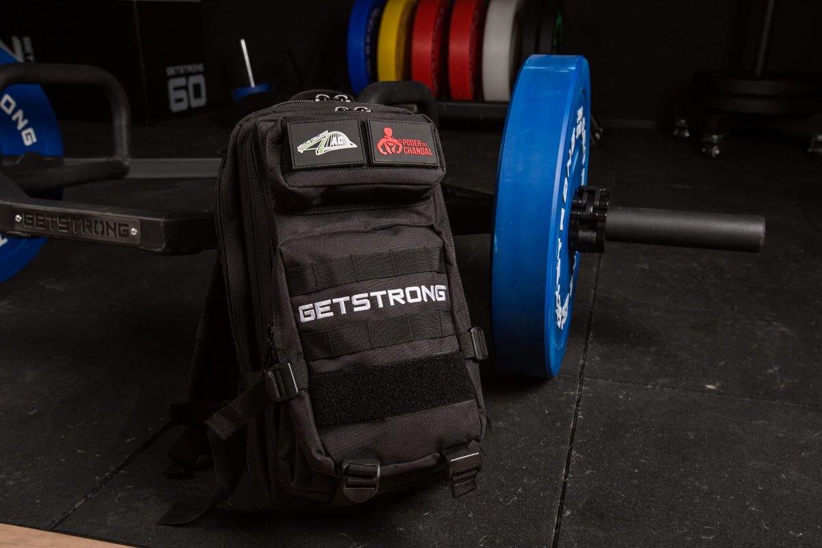Sonsohs's tweet photo. Regalazo #navidad ‼️
🎒 solidaria @poderdelchandal @andalusichallen para #proyectominigym en 🏥#Sevilla😍
Gracïas #GetStrongFitness @CrossfitLaForja y @trainsplant x hacerlo posible 👍🏻 y respetar mi ausencia estos meses😘
👉🏻https://t.co/Rdxi2pmhPt
#sevillasevistedechandal💃🏻👟 https://t.co/ttvKa60Xgf