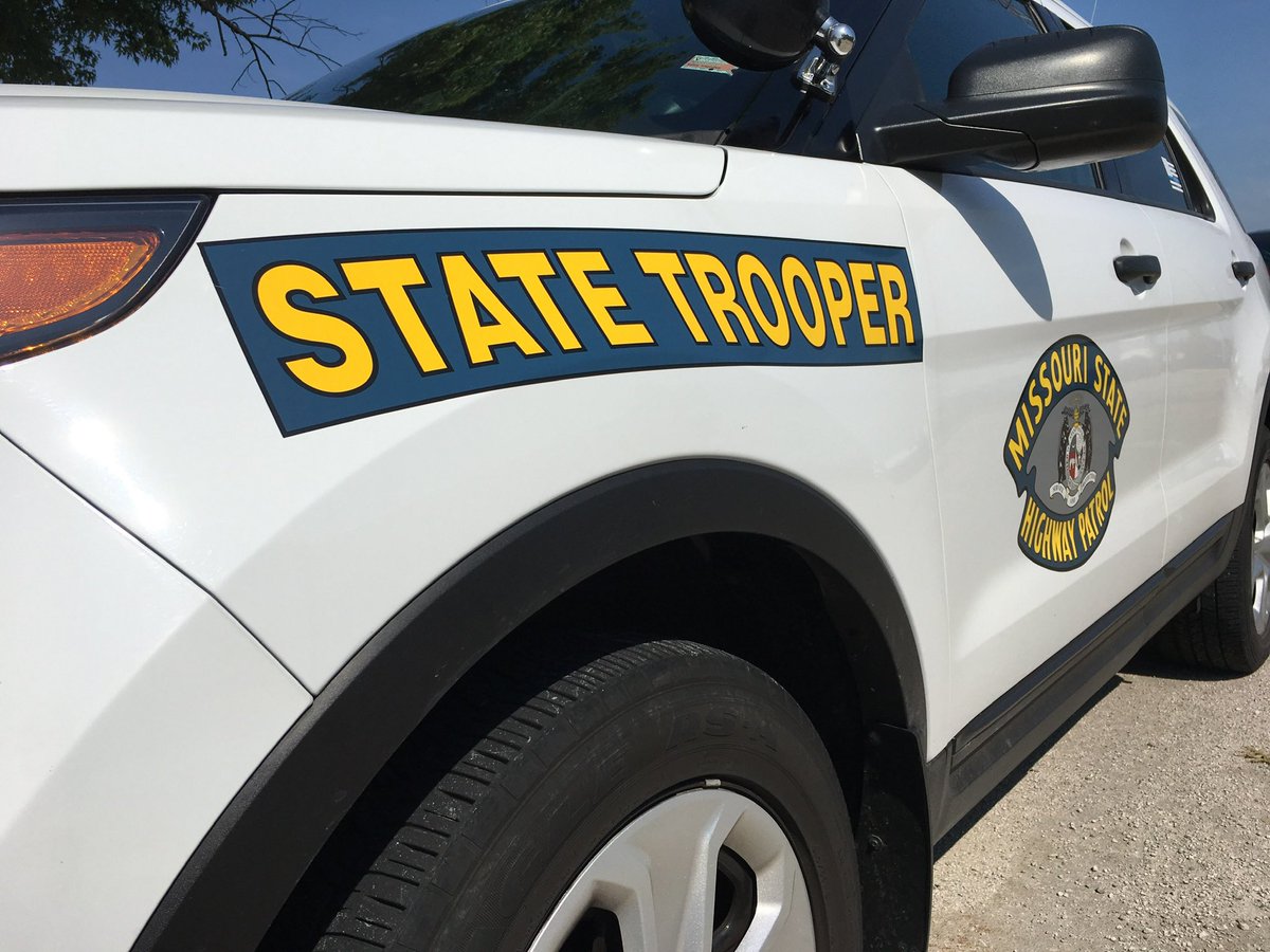 MSHPTrooperA's tweet photo. Our Commercial Vehicle Enforcement Troopers conducted a MCSAP SAFTE operation which resulted in:
10 CMV inspections
12 CMV violations
1 CMV places out of service
12 warnings
Making our roadways safer by ensuring CMV’s are safe to be on the road! #MCSAP #DriveSafe https://t.co/YUbF3OS61D