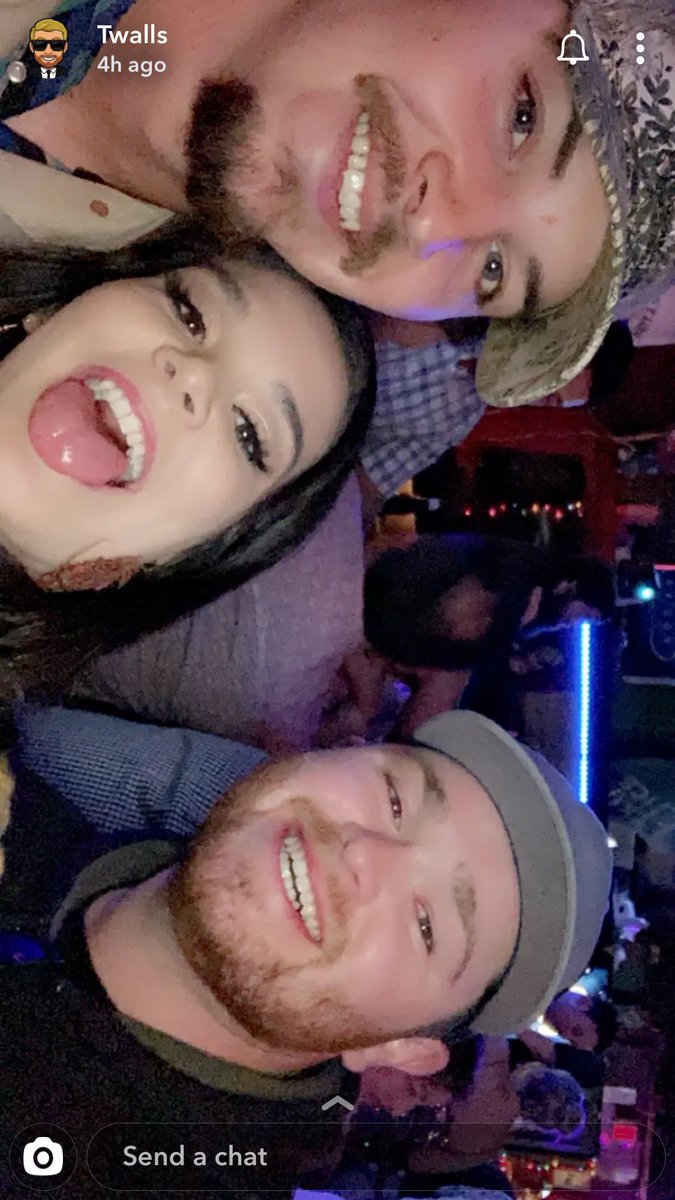 PaytonBowden's tweet photo. Good friends = crazy stories💛 https://t.co/rOLbAeESED