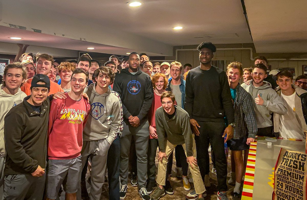 TulsaHurricane's tweet photo. We want to thank everyone that donated blood at the @TUMBasketball blood drive last month 💪🏼 and big shout out to @KATulsa for donating the most blood and winning a chapter dinner courtesy of @Raising_Canes 🌀 #ReignCane https://t.co/YABPdGpVwo
