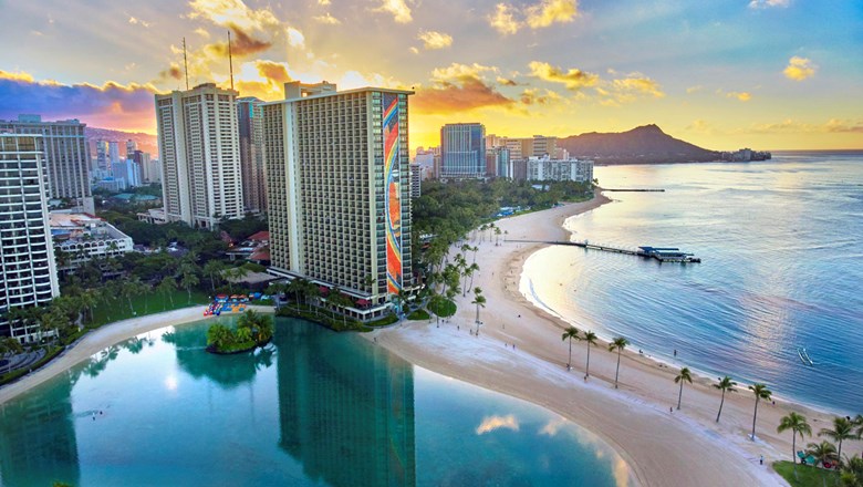 LightRiver_Co's tweet photo. The #LightRiver team is heading to #PTC20 next month in Honolulu, Hawaii. ✈️🌴Interested in setting up a meeting? Email: lrtsales@lightriver.com https://t.co/VbYZeOywoc
