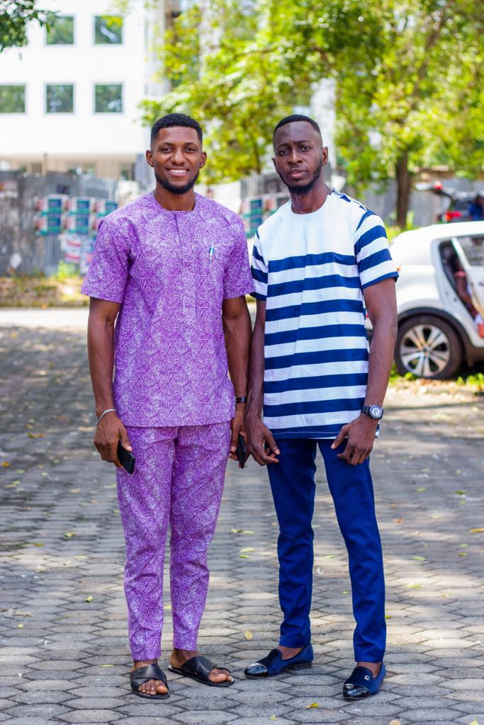 ragsofglory's tweet photo. 🔝🔝🔝🔝 boys!
#yearofreturn #Ragsofglory #lifestyle #blackmenwithstyle #fashion #mensfashion #dapperman #dressshirts #style #stayfly #africanfashion #kaftanking #agbadastyles #asoebimen #senatorwears #mensnative #menstraditionalwear #menswear #menstyle #africanmenswear #rtw https://t.co/VCCrC6vVtP