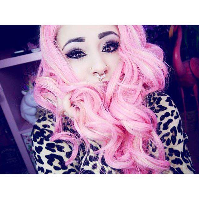 VerenaKitten's tweet photo. 2016 Verena wearing Donalovehair wig from VP Fashion.  https://t.co/Cn361Y1Ugd 

#donalovehair #vpfashion #verenaschizophrenia #Germany #piercings #inked #inkedgirls #girlwithtattoos #girlwithpiercings #verena #beautiful #ichliebedich #model https://t.co/E294tsynHg