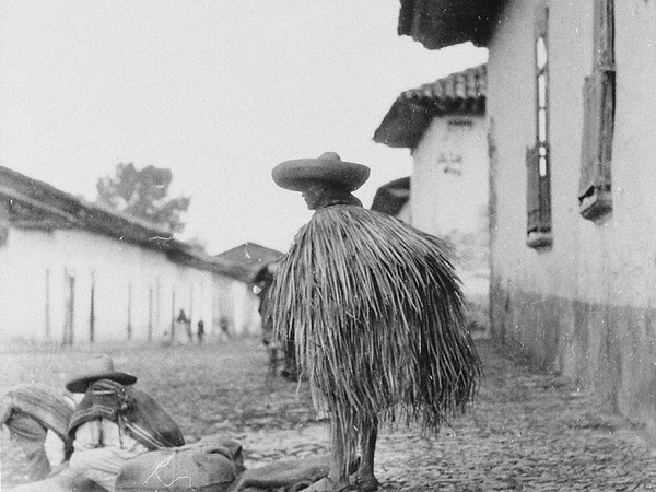 MoveInArt's tweet photo. Dal 7 dicembre 2019 al 6 gennaio 2020
Tina Modotti, Immagini dalla Galerie Bilderwelt
Palazzo delle Arti Beltrani Trani (Bt)
#MoveInArt🚶🚶 https://t.co/XQQ9uq84Vi