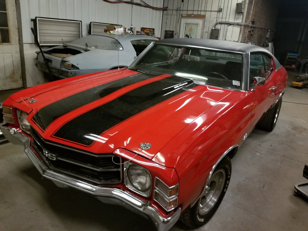 motionwannabe's tweet photo. Well I'm the proud owner of another 71 Chevelle. Cant wait to post pics of the new acquisition! Til then heres my old one! Still miss this car! https://t.co/jl7hf33aLT