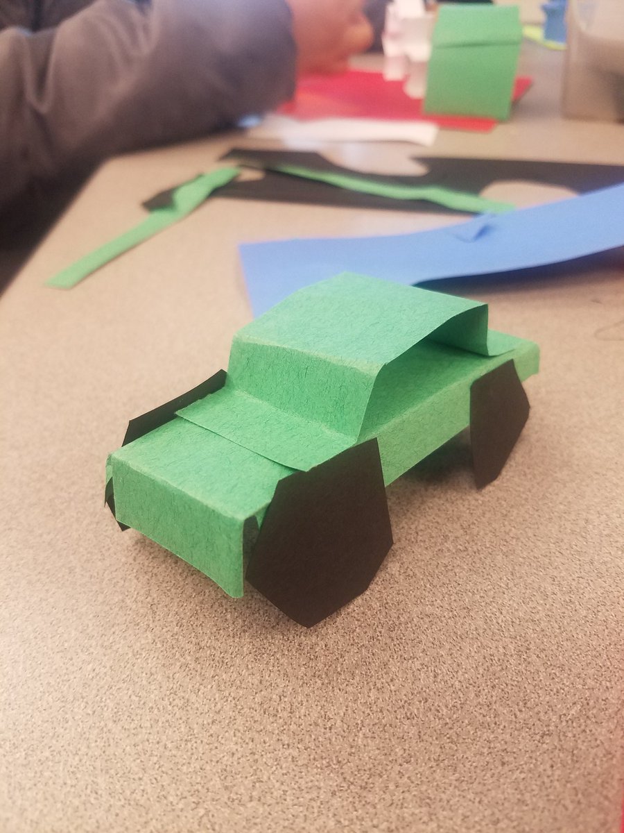 Creative Cougars did a great job on their paper sculptures! It's amazing to see all the different ways members took off with the project! @KarwowskiMs <a href="/MPEScougars/">Manassas Park Elementary School</a> #art #elementary #elementaryart #artclub