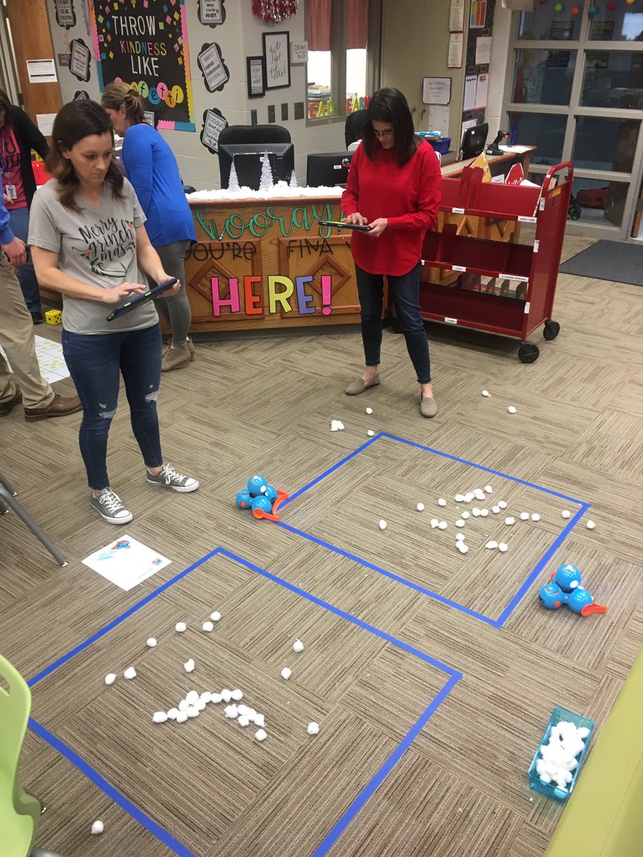 zitofamily's tweet photo. Awesome PD Session today! STEAM activities for the win! Teachers learned to code and work Robots!  #steam #jsuamsti https://t.co/LOtcxObjlr