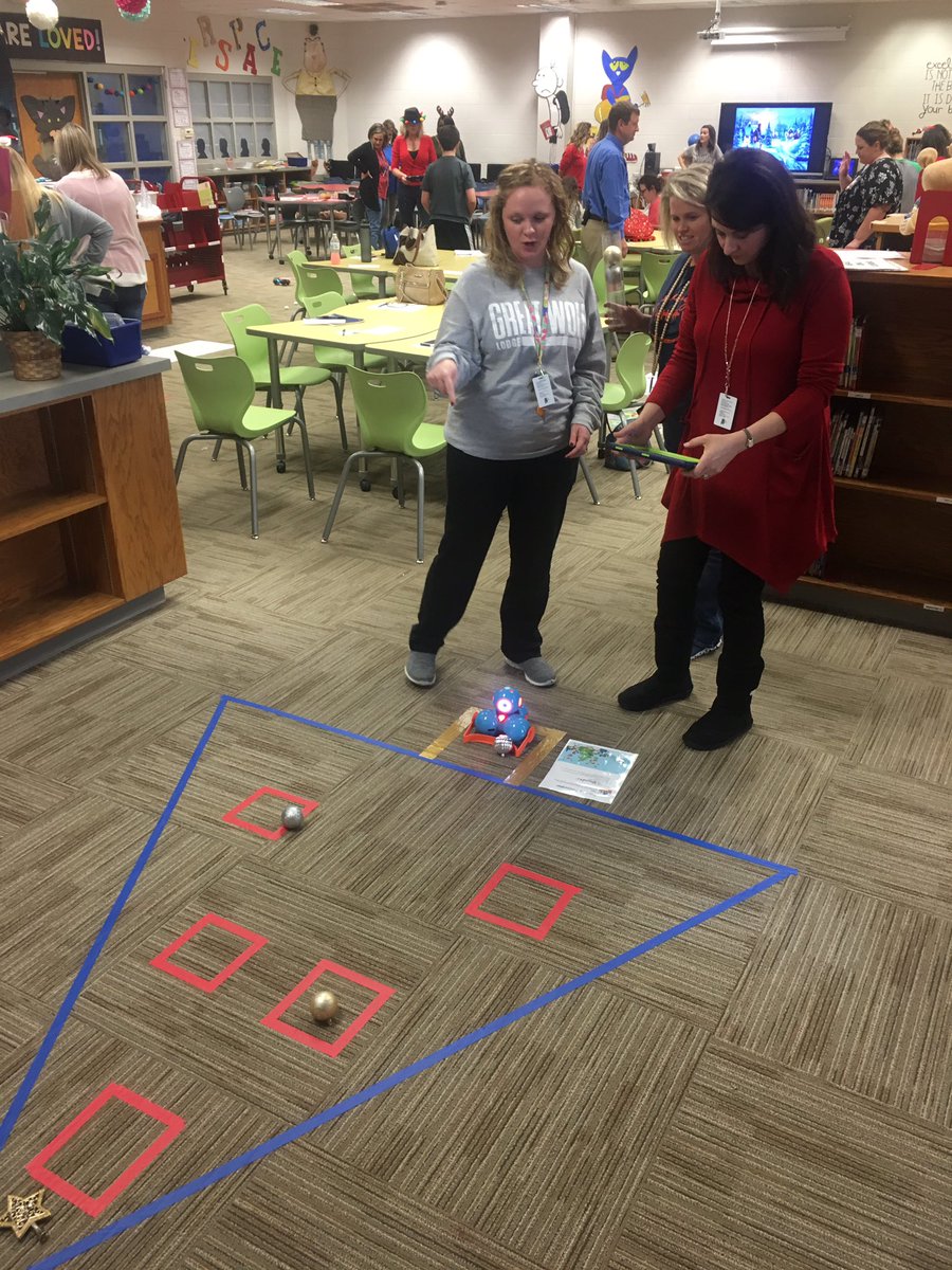 Awesome PD Session today! STEAM activities for the win! Teachers learned to code and work Robots!  #steam #jsuamsti