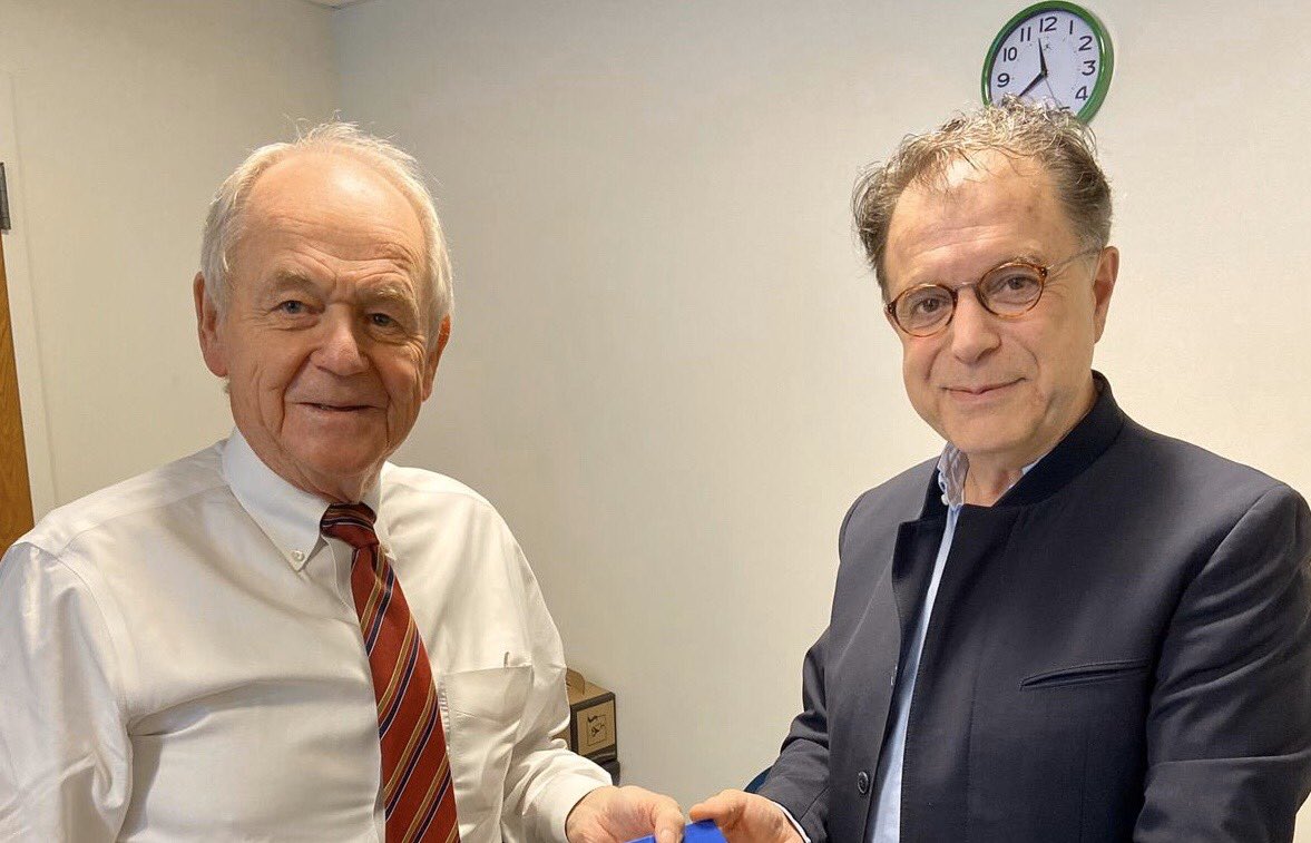 Inspiring meeting between Pr Sir Murray Brennan form the @sloan_kettering and Dr <a href="/PierreAnhoury/">Pierre Anhoury</a> from the <a href="/institut_curie/">Institut Curie</a> both directors of international relations of this 2 great institutions. A lot of promising cooperation in perspective
