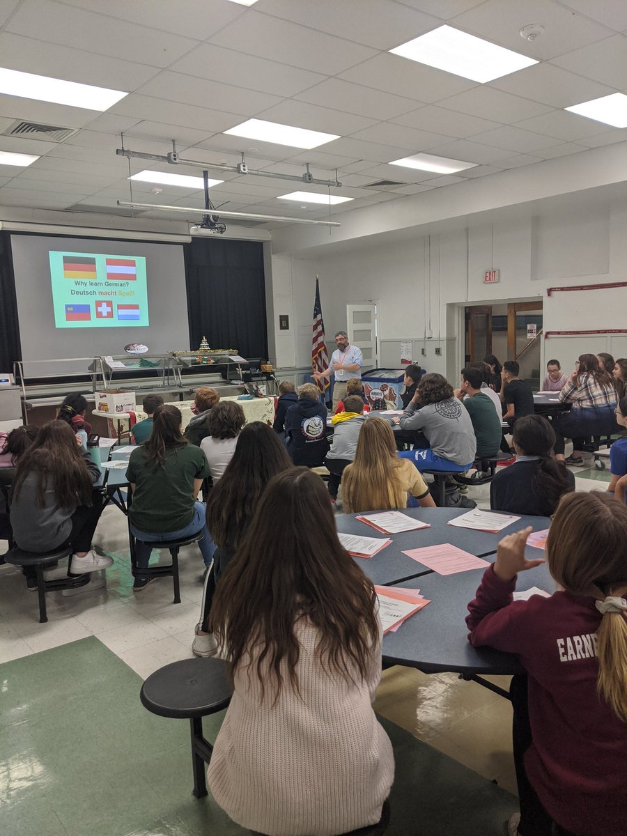 Senora_Morris's tweet image. Honored to work with extremely dedicated teachers who continue to go above and beyond. It was a long day, but worth it. How do you #leadwithlanguage? @NHPrincipal