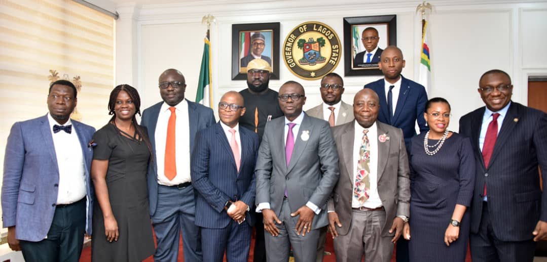 bayosanni's tweet photo. Today, my team &amp; I had the pleasure of being hosted by Mr G. @jidesanwoolu during a courtesy visit to Alausa, reiterated Oracle’s commitment to solidifying the 20 year long relationship whilst supporting the state in its drive to become a smart city with technology @ the Centre https://t.co/3cyLnTNkax