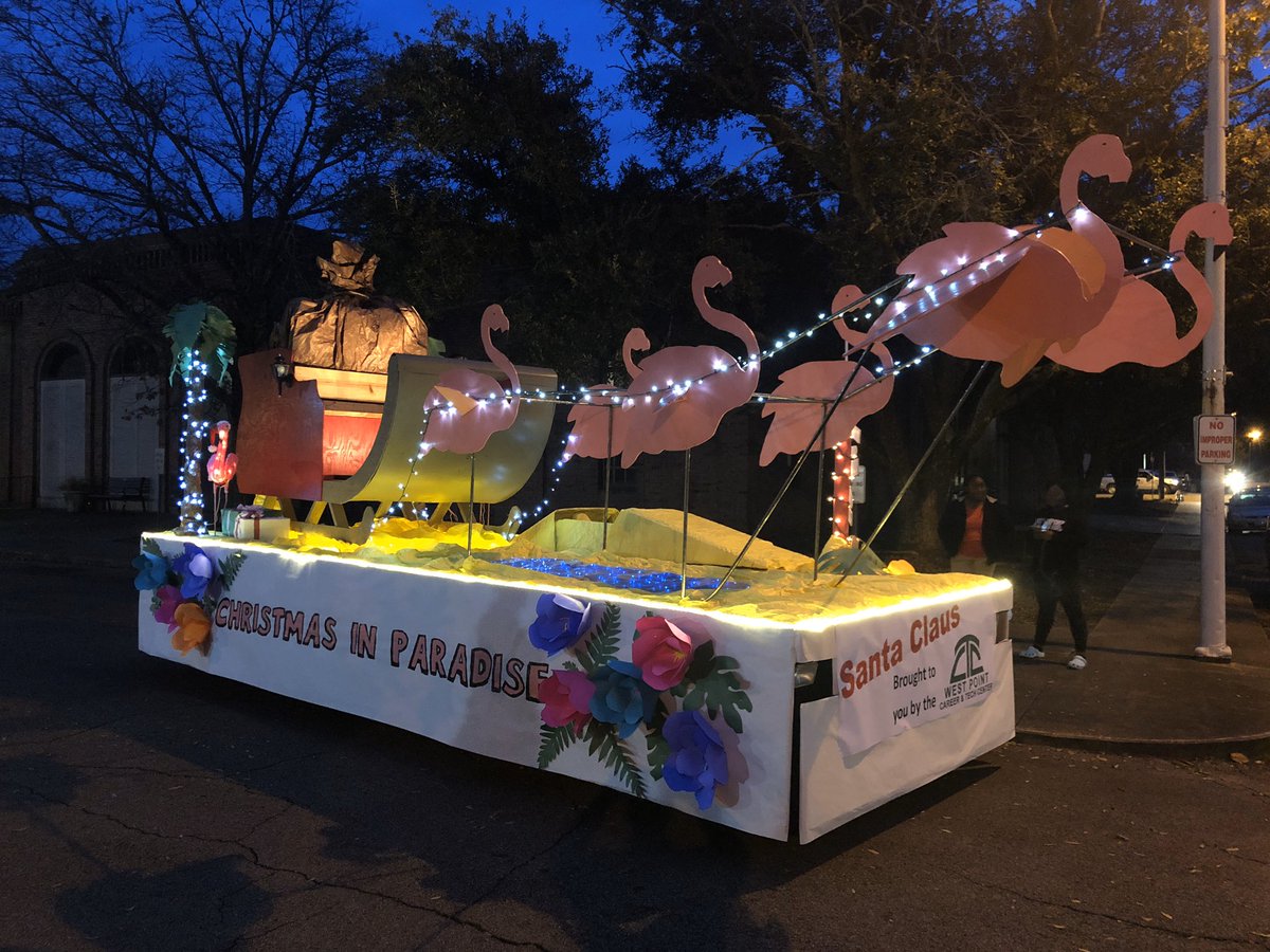 WestPointCTC's tweet image. Christmas in Paradise. It’s time to escort Santa through the West Point Parade. #WPCTC #ChristmasParade #ChristmasFloat #CTE