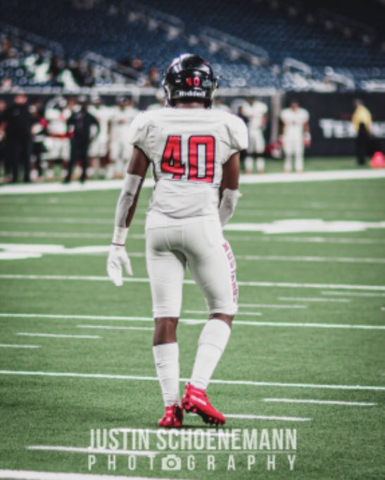 ag_famo's tweet image. Nobody safe🦍 #1of4