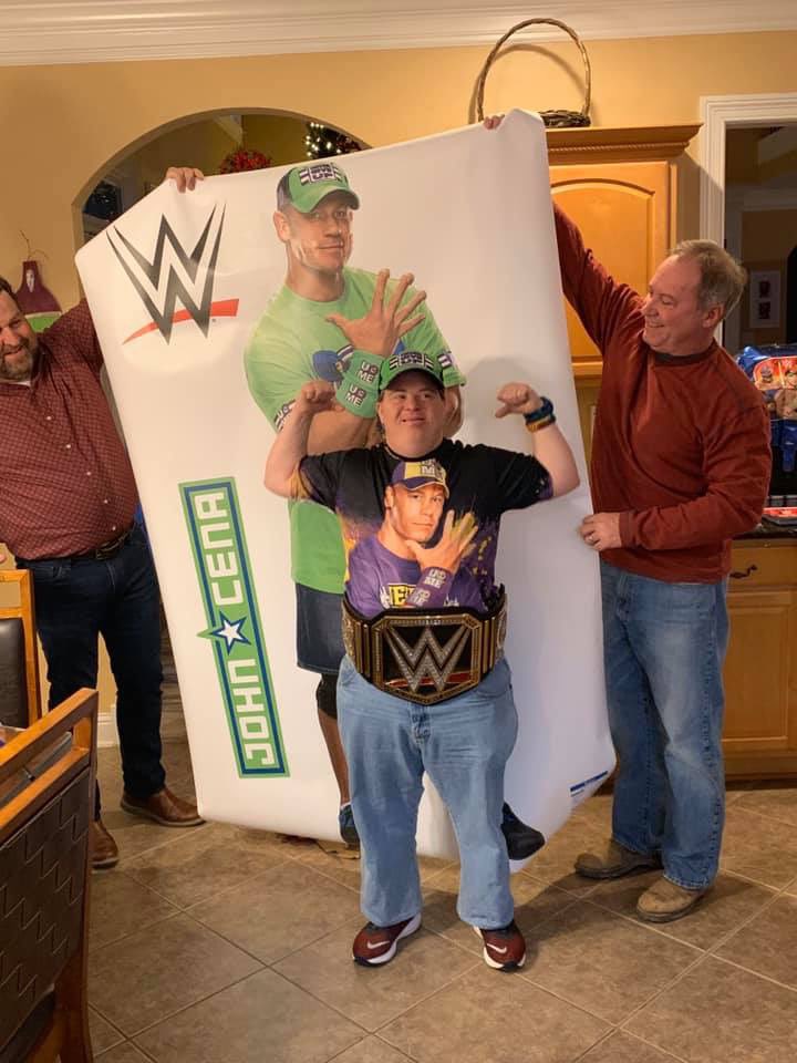 marygrace_x's tweet photo. y’all, my Uncle Alan’s birthday is the 16th and he LOVES @JohnCena &amp; @WWE!! Please help me get John Cenas attention, so he could possibly do something cool for Alan on his bday!!! https://t.co/1lLoDvAcMz