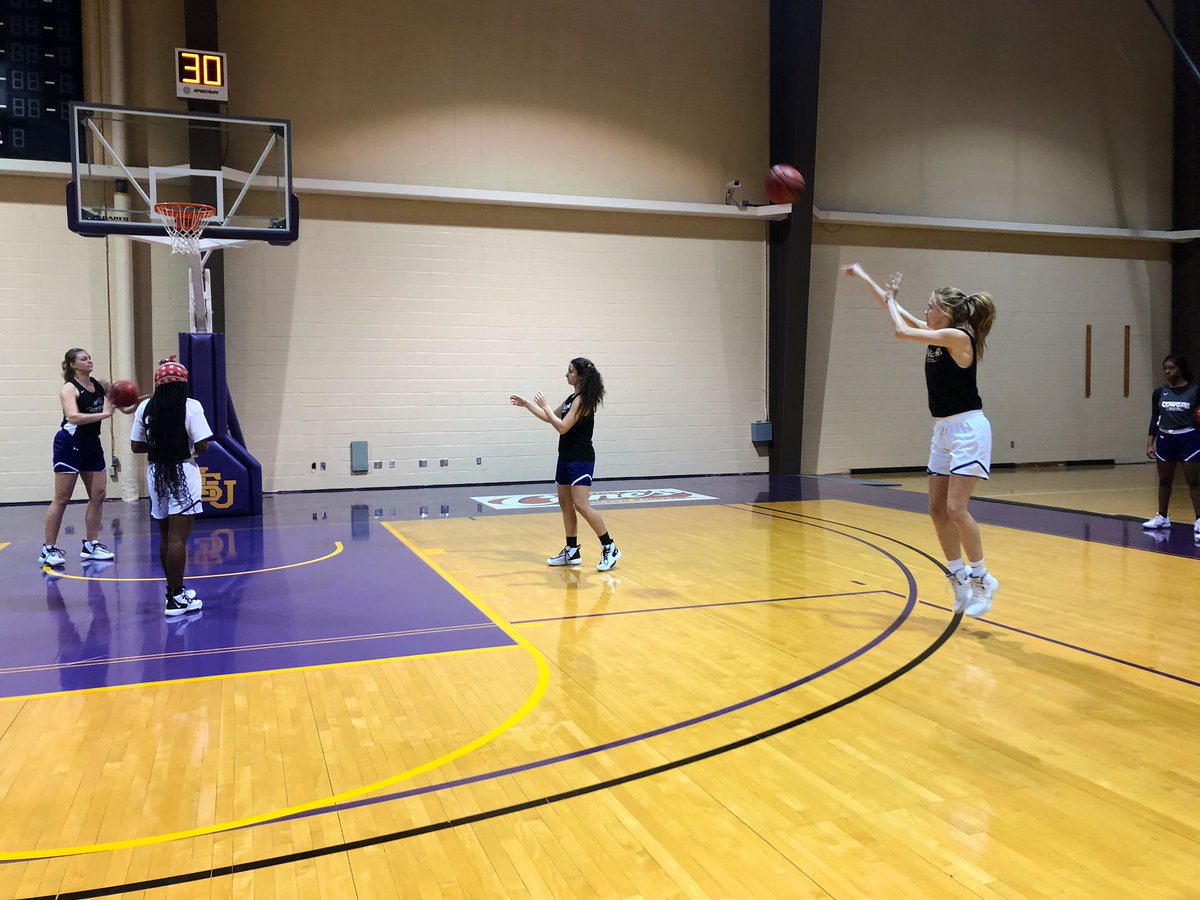 cowgirl_bball's tweet photo. Cowgirl Olympics today during practice! S/o to the grey team for the win! #westillhavefun #cowgirlbasketball https://t.co/B64AYp7pnN
