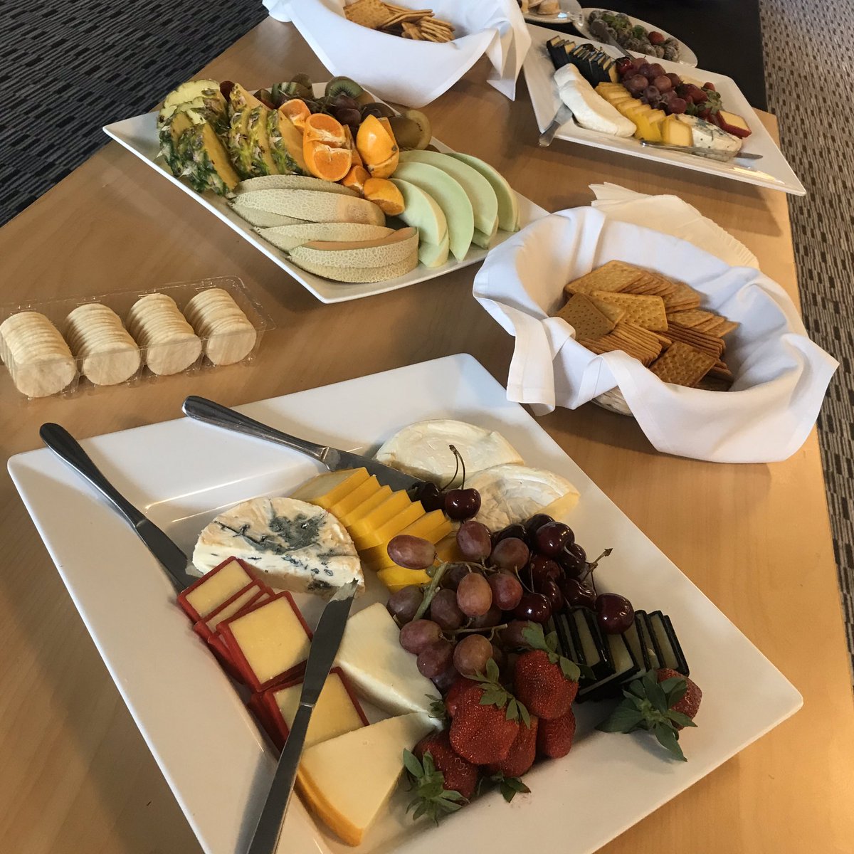 ohaotearoa's tweet photo. The final speaker in our genetics session (before we get to enjoy this lovely cheese for afternoon tea) is Christina Straub from @ESRNewZealand who is talking about culture dependant typing using metagenomics to teach gonorrhoea in NZ #OHA2019 https://t.co/IK2argjJiM