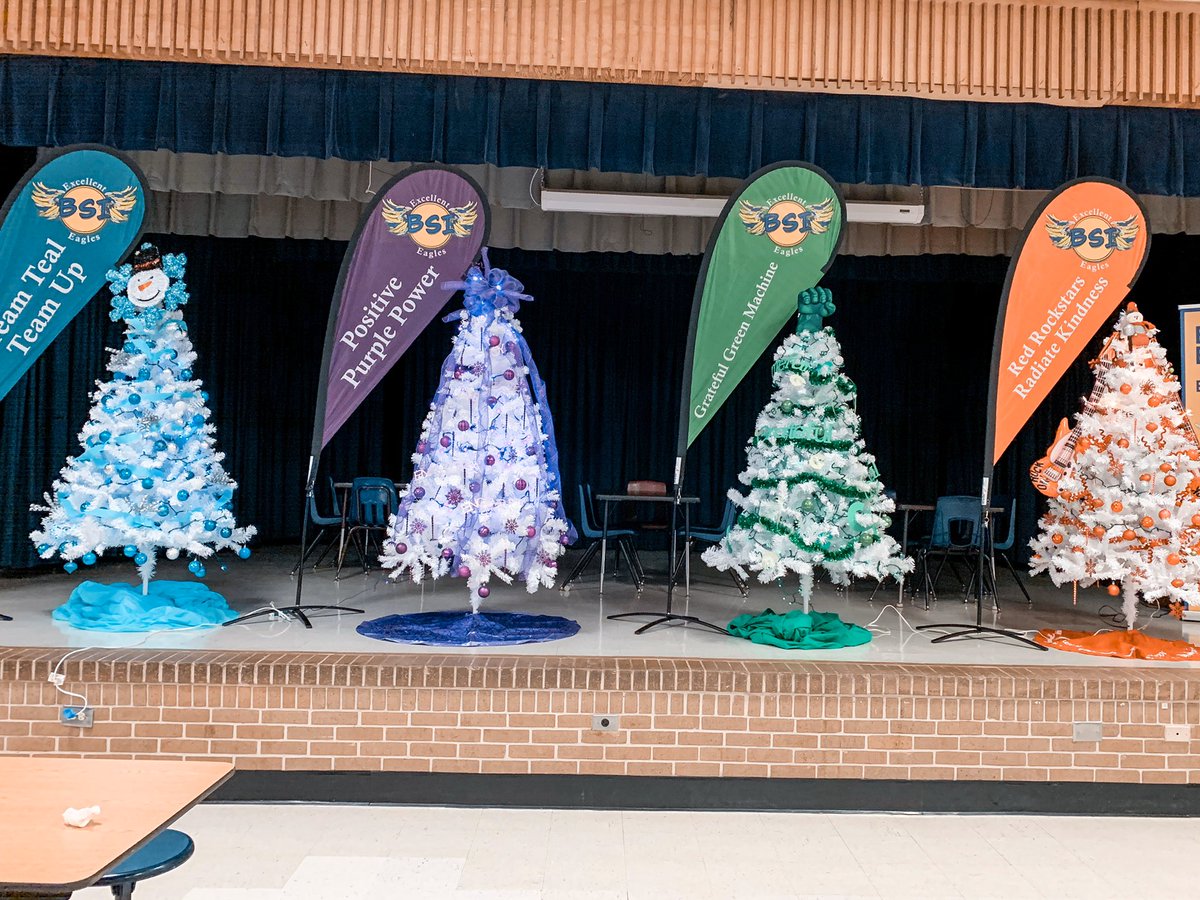 We had a TREEmendous day it BSI! #happyatbsi #bsieaglepride <a href="/Eagles_BSI/">Big Shanty Intermediate</a> <a href="/PrincipalDrK/">Kelly Luscre</a> GO PURPLE!!!