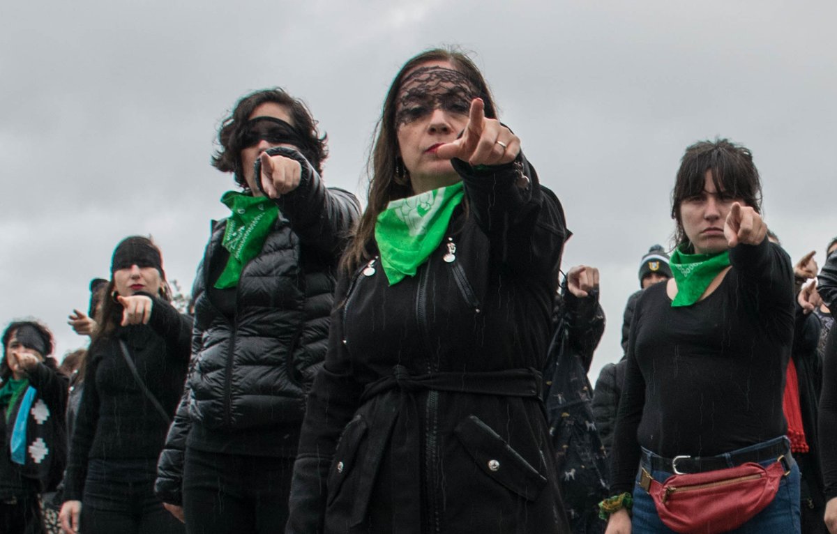 ChileBayareaCa's tweet photo. " The rapist is you" these words have now been repeated across the world by thousands of women in Chile, France, Spain, the UK, Colombia, and Mexico, and India among other countries. @CNN @CNNChile @BBCWorld 
#LasTesis 
#SF
#UnVioladorEnTuCamino 
Pictures by Pancho Pescador https://t.co/BTkEz5cbMF