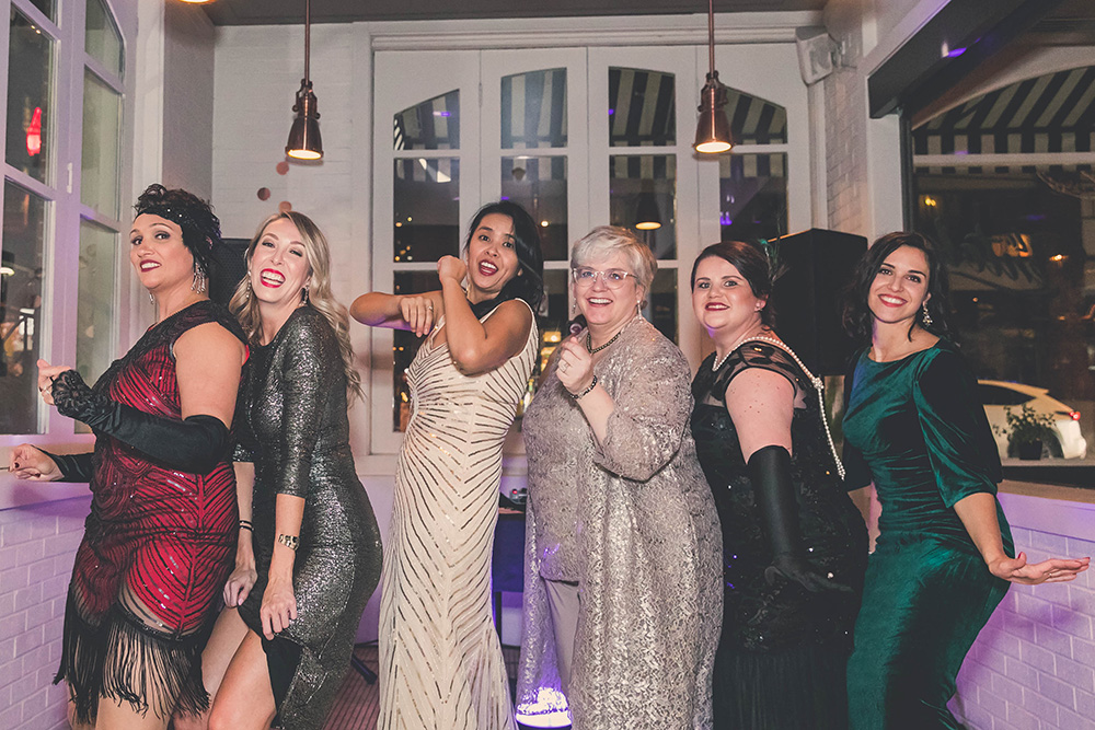 HungerfordProp's tweet image. Celebrating the season and a successful year together at HP’s glamourous Hollywood Holiday Soiree.
#HPHolidays #HPCulture #HPTeam #HPCelebrations