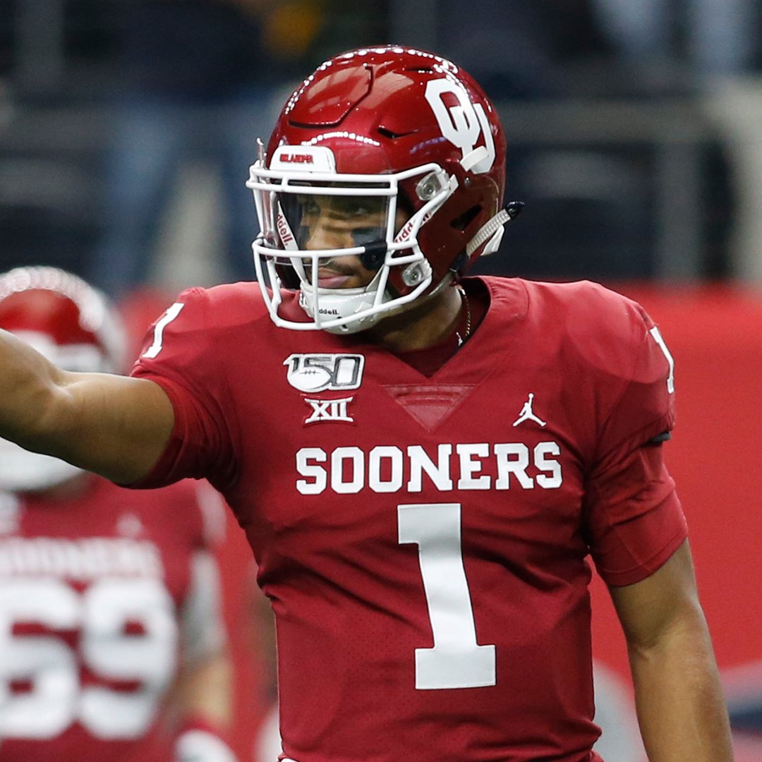 espn's tweet photo. Your 2019 Heisman Trophy finalists:

🏆 Joe Burrow
🏆 Justin Fields
🏆 Jalen Hurts
🏆 Chase Young https://t.co/h2xoX4AuiC