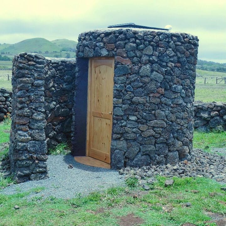 Comunidad Indígena Ma'u Henua tweet media
