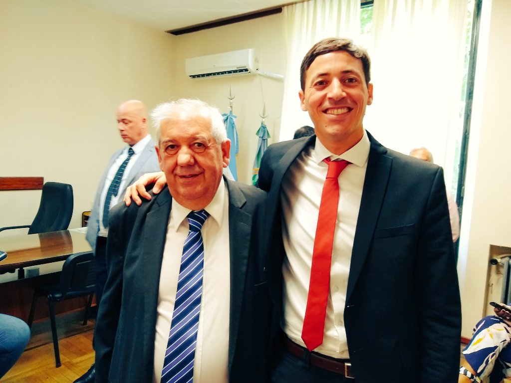 CjalSaralegui's tweet photo. Hoy junto al nuevo Presidente del @concejomdp @ArielMBordaisco saludandolo y deseándole el mayor de los éxitos al frente de este Honorable Concejo. https://t.co/WfX6B5FFSf