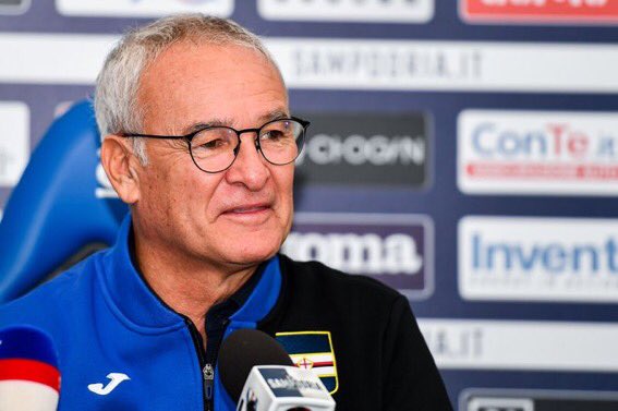 AugustJD's tweet image. Definition: Santa
✅ White hair
✅ glasses
✅ spreads cheer
❌ big beard

I think I know what I want from Santa this year... 🎅🏼