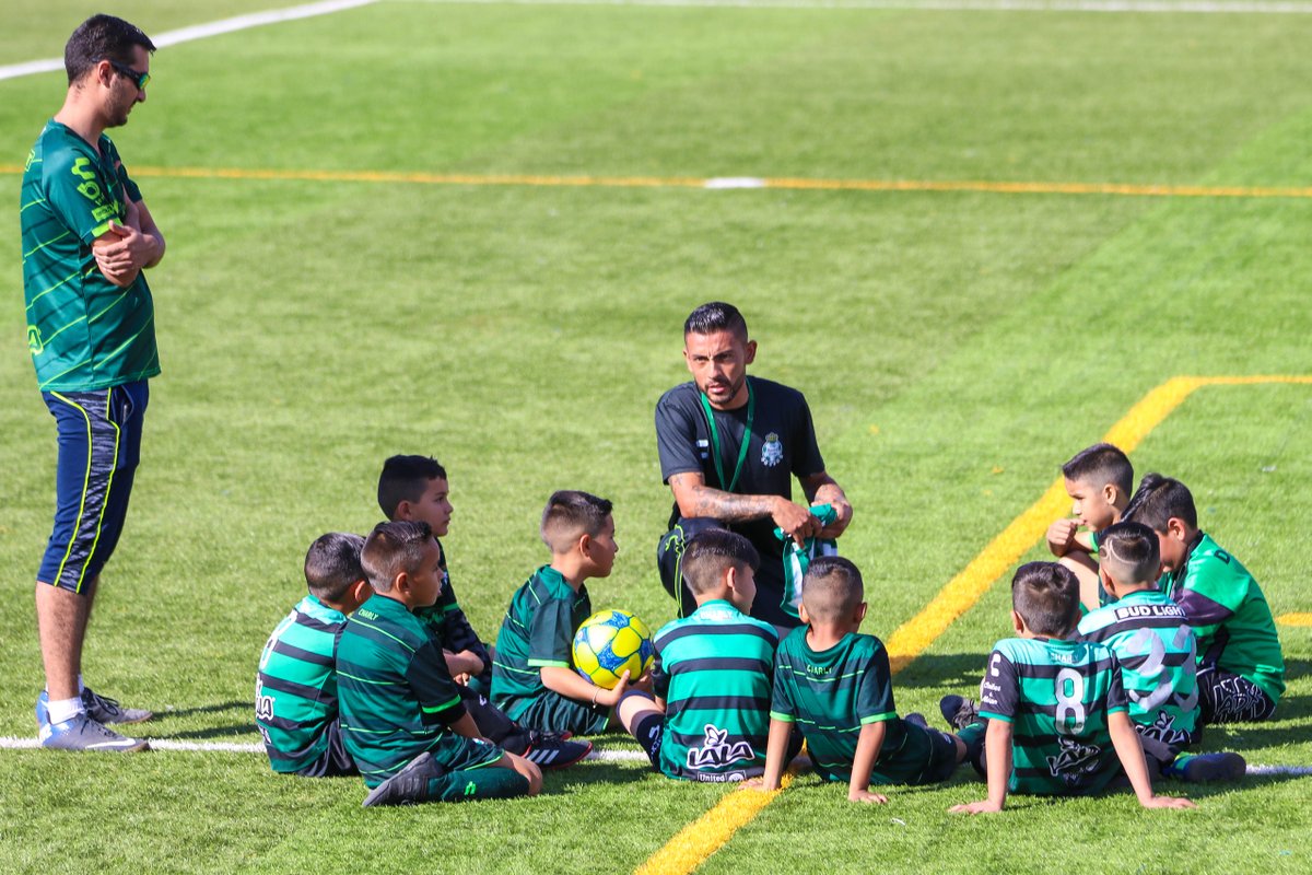 AcademiasCSL's tweet photo. Grandes emociones vivimos en la Primera Edición de la Copa Inter Orlegi 2019 🏆🙌

✅ 23 Academias @ClubSantos y 1 Academia @atlasfc.
✅ 100 equipos.
✅ 150 partidos en tres días.
✅ @TSMoficial como sede principal.

¡Gracias a todos por su esfuerzo y dedicación! ⚽💪 https://t.co/JL4tSa9wQb