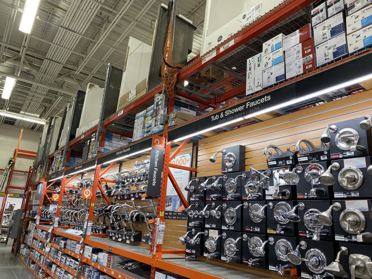 JustinDS0138's tweet photo. BIG shoutout to Carter &amp; Kimmie (not pictured) on taking initiative and cleaning up the faucet bays! Sadly, I did not get a before picture, but the transformation looks AMAZING! You both are rockstars! #proudDH #store0138 @shock_stephanie @Carell_R @ChrisBergHD https://t.co/nIBweEoYfH