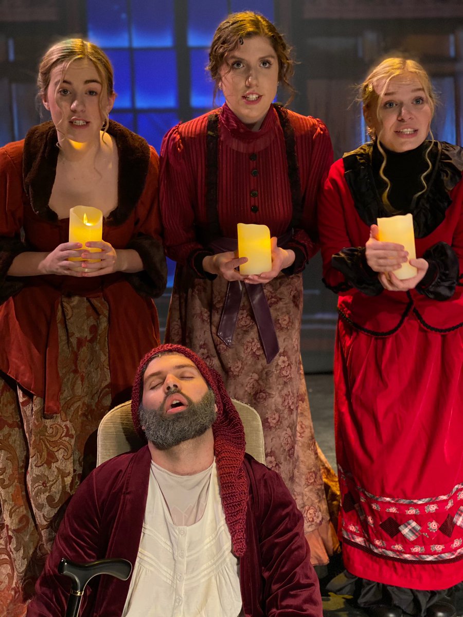 RCSHS_drama's tweet photo. 🎄It is officially show week🎄 
This Wednesday, Thursday, Friday, &amp; Saturday at 7pm and this Sunday at 2pm! 
You don’t want to miss this! https://t.co/Ma7sq2dc65