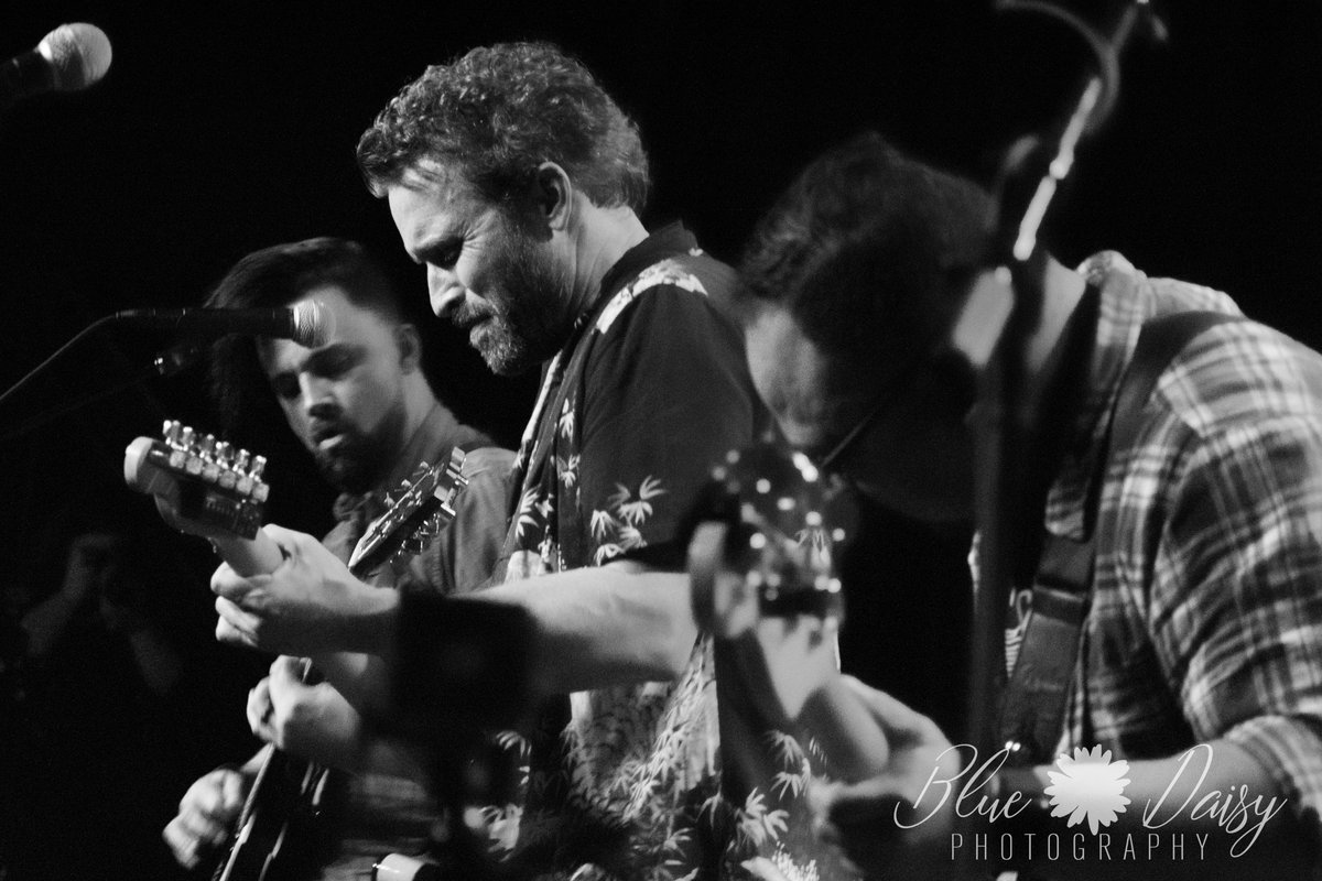 Blue_DaisyPhoto's tweet photo. Louden Swain at The North Door in Austin 2019 #SPNFamily #AustinSwain #SwainAustin @LoudenSwain1
@RobBenedict @Billy_Moran @BorjaBorja1 https://t.co/n86NyLxLuN