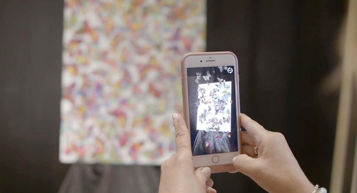RyanBellGuide's tweet image. #Butterflies in #TimYanke's painting "fly off the canvas" with the Moving Canvas #AR app.

Artist makes butterflies ‘fly off the canvas’ using #AugmentedReality buff.ly/2YvdSX1