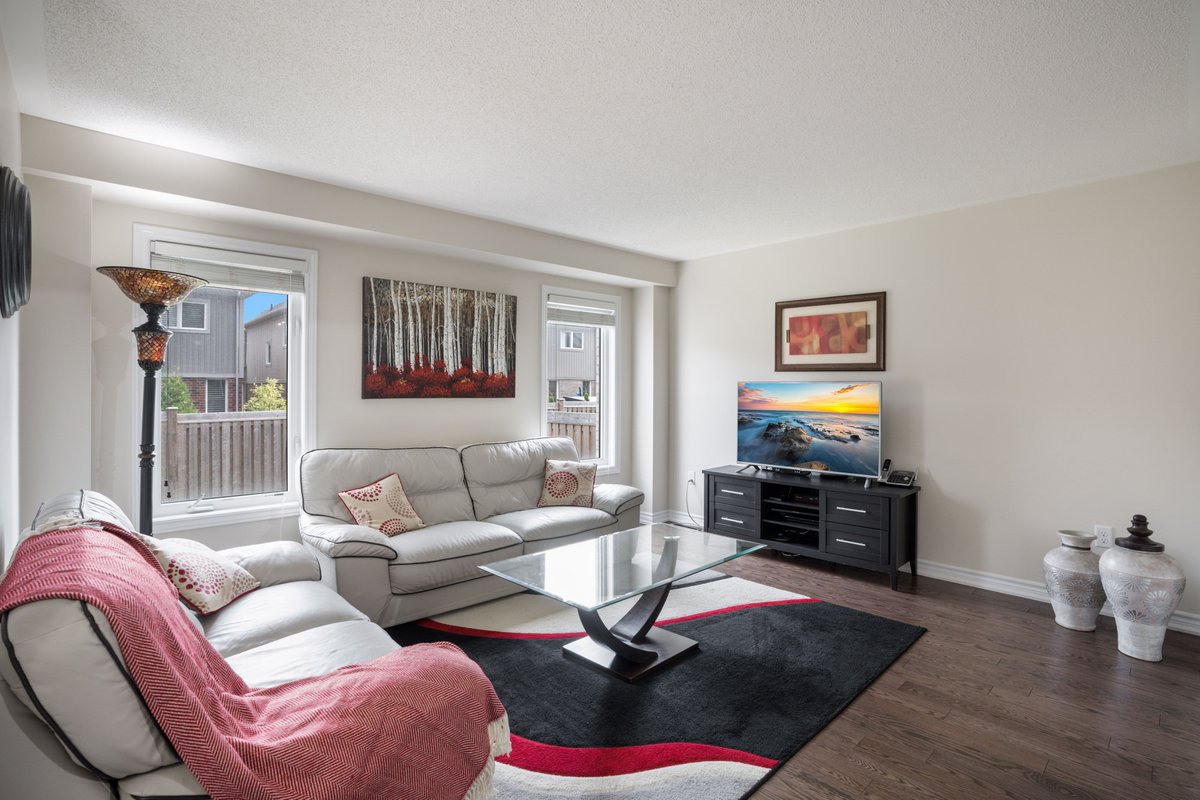 crossdim's tweet photo. There's no place like home! Let our professional listing photography show potential buyers the cozy spaces they could call home!
.
.
.
.
.
.
.
.
.
#livingroom #livingroomdecor #livingroominspo #livingroomdesign #livingroomideas #livingrooms #livingroominspiration #livingroomgoals https://t.co/cXTLoR57LU