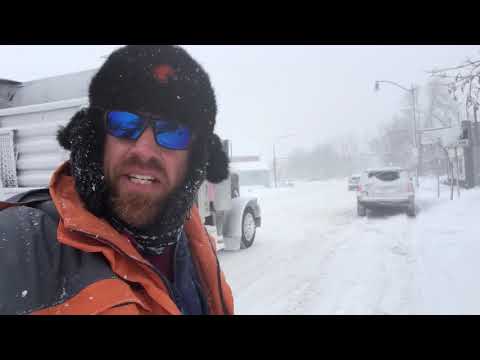 Lake effect insanity in Buffalo, NY! buz.tw/fKlGN