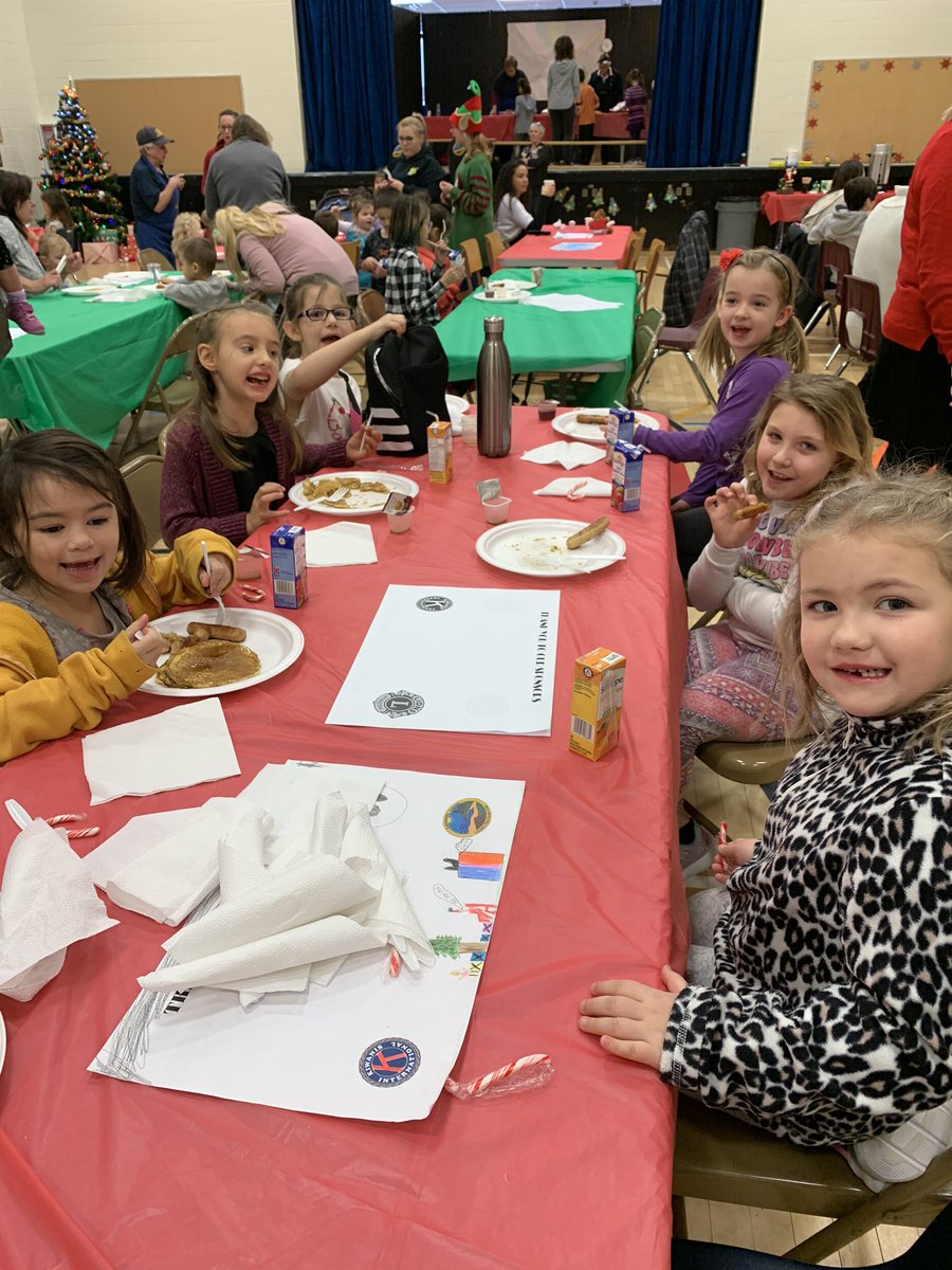 room3adventures's tweet photo. Pictures from the amazing pancake breakfast with Santa at WBS! So delicious! Thank you to all the volunteers who made it happen! @WpgBeachSchool https://t.co/knztegu2eh