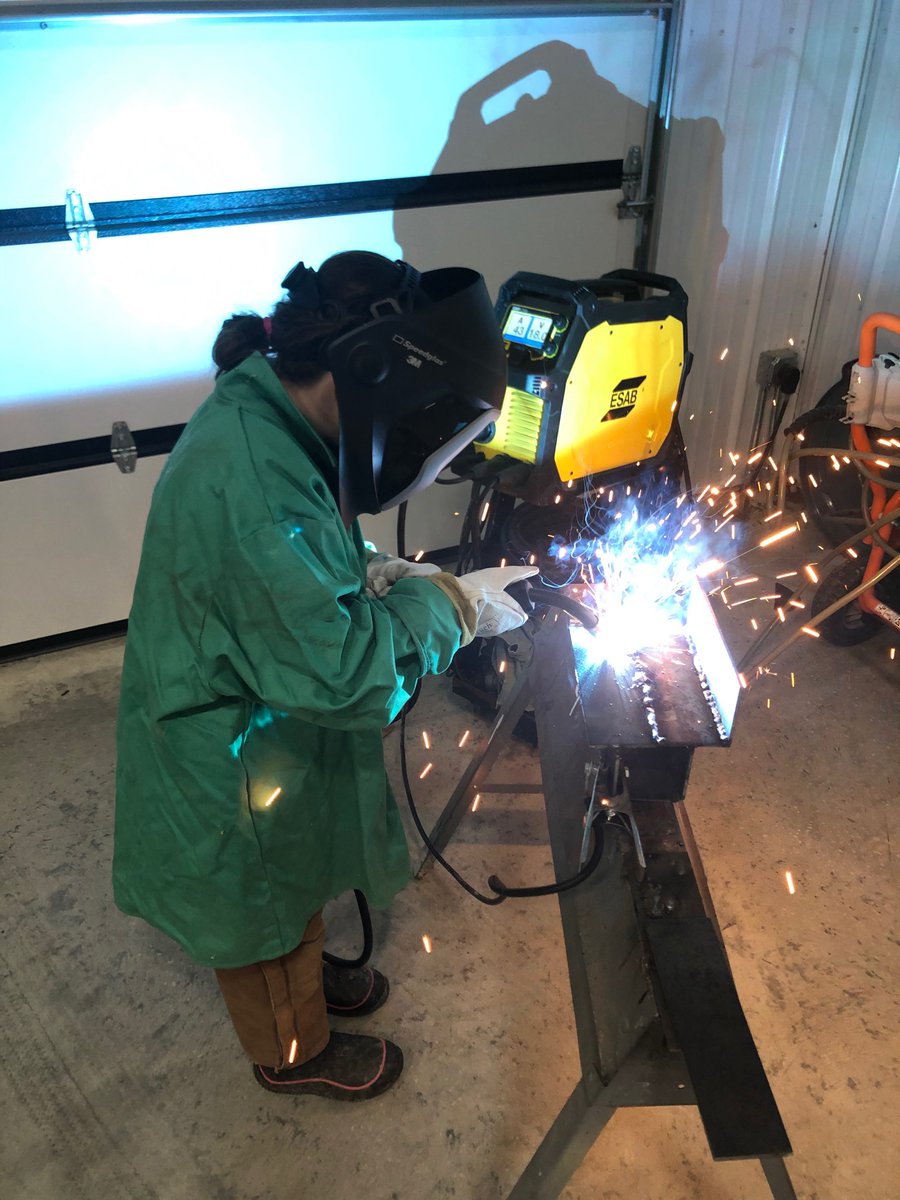 mattCastlenKY's tweet photo. Preparing the next generation of @CastlenSteel
Claire and Abram Building America https://t.co/EonoXXNdSs