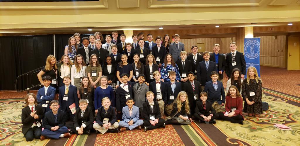 KitchenMMS's tweet photo. What a great group of kids and adult leaders at this year’s KYA @AspireKy @KEDC1 #KYA2019 @KYYMCA #StudentY https://t.co/exsuLc7s1E