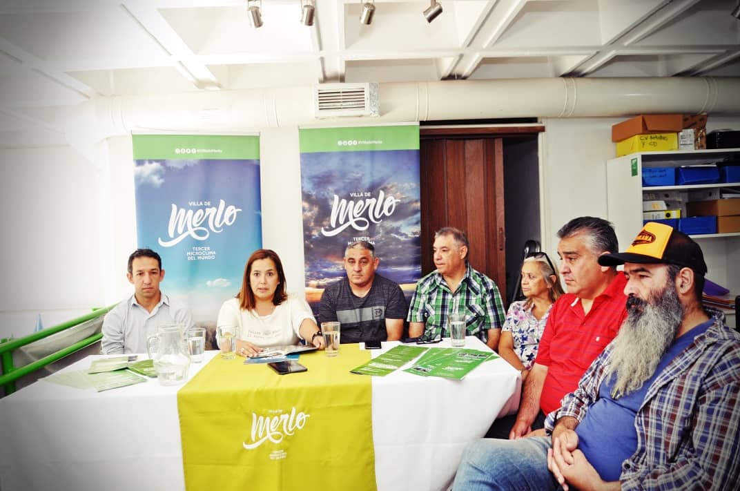 El Ente Mixto de Promoción Turística - Emiprotur-realizó una conferencia de prensa con sus integrantes del Ejecutivo, el concejo deliberante y el sector privado. Presentaron las acciones de promoción realizadas en los últimos 4 años <a href="/luciasanluis/">Lucia Miranda</a> #Promoción
#VilladeMerlo
#SanLuis