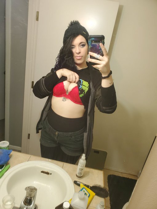 Finishing up my holiday shopping today! Festive bra for a festive time! https://t.co/q4CPAfCMEt<a href="/tag/love"class="tags"><span>#love</span></a><a href="/tag/cute"class="tags"><span>#cute</span></a><a href="/tag/sexy"class="tags"><span>#sexy</span></a><a href="/tag/hot"class="tags"><span>#hot</span></a><a href="/tag/smoke"class="tags"><span>#smoke</span></a><a href="/tag/porn"class="tags"><span>#porn</span></a><a href="/tag/nudes"class="tags"><span>#nudes</span></a><a href="/tag/redlight"class="tags"><span>#redlight</span></a>