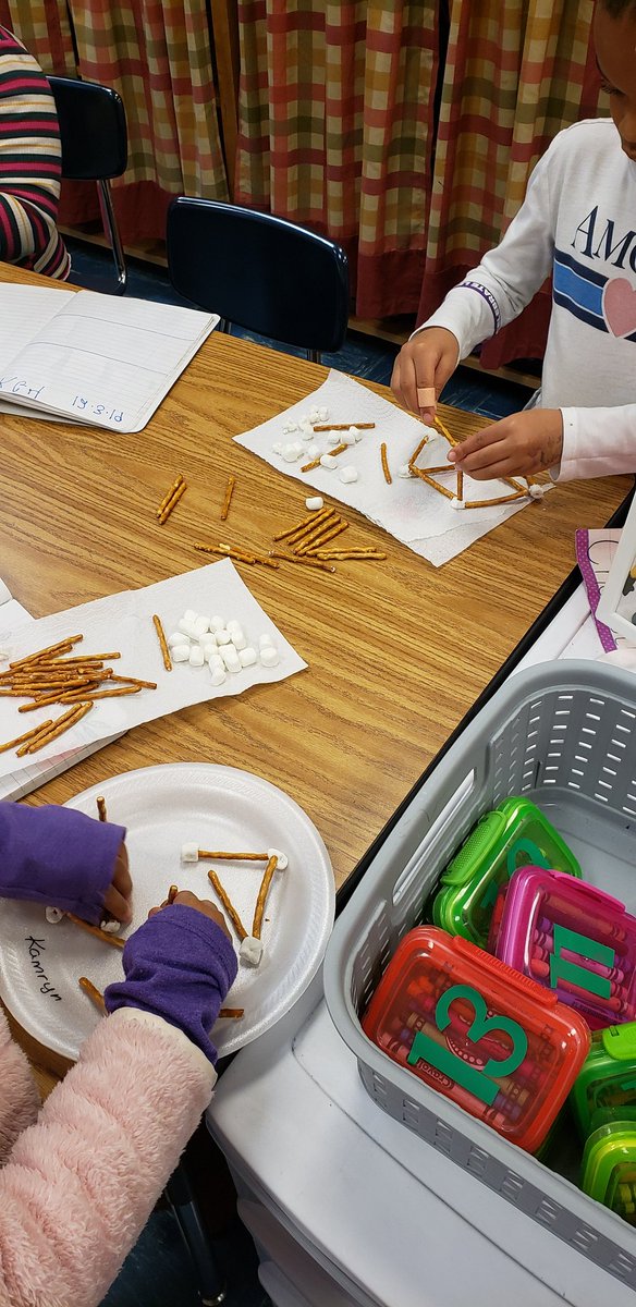 jminga76's tweet photo. We had a great time showing our visitors what we know and do everyday @WCE_HCS.
#CelebrateLearningInHCS 
#ExpectExceptionalHCS https://t.co/a3Nt62DfIB