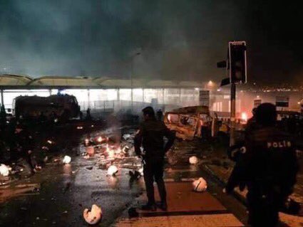İstanbul'da Beşiktaş Vodafone Arena Stadı yakınında Pkk'lı teröristlerce düzenlenen bombalı saldırıda şehit olan 39 kahraman polisimizi şehadet yıldönümünde rahmet minnet ve dua ile yad ediyoruz. Unutmadık, unutmayacağız. İyi ki varsınız.. #10Aralık2016 #Unutma #Tim47Ölümsüzdür