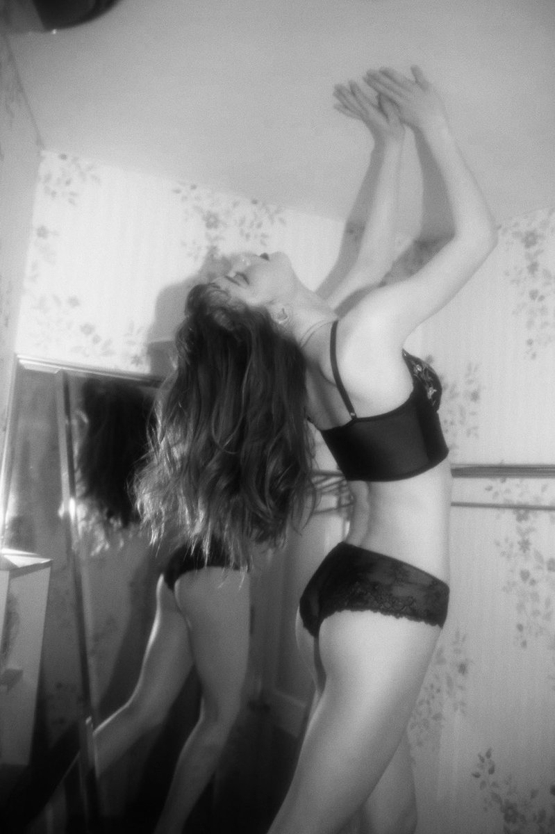 0517iriina's tweet photo. 🍑🍑🍑 https://t.co/foIh7wSKDz