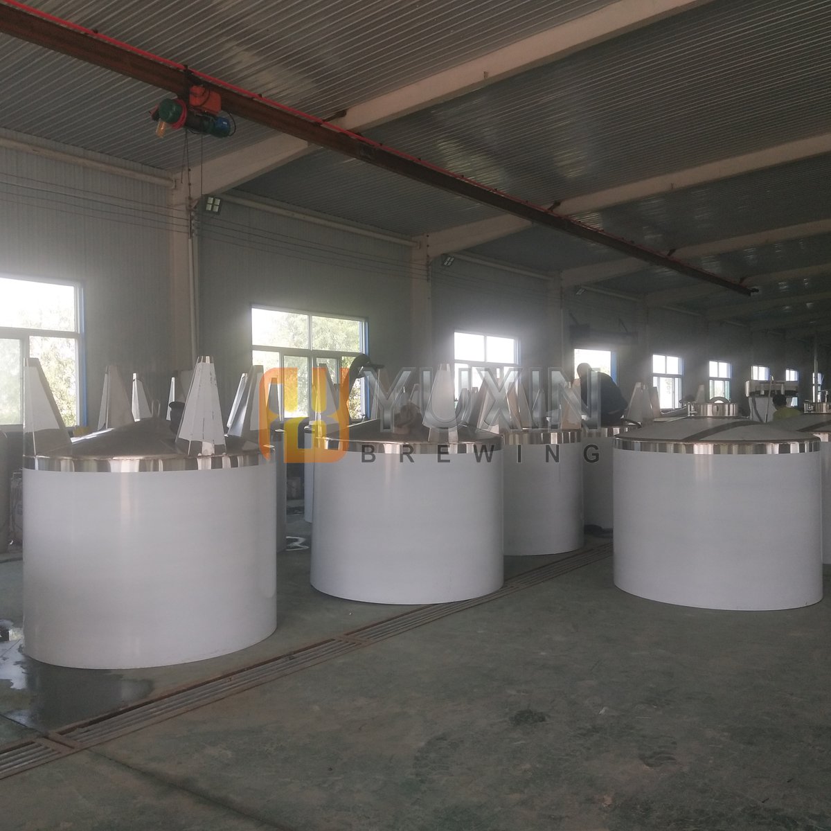 SharonShi14's tweet photo. How do we make the #winery tank?🤓Bottom part with strong support legs were finished firstly, technical weld work to make the perfect connection with body/dimple jacket part. That's the shiny #tanks stand in our workshop!  
#winetank #winefermenter #storagetank #vineyard https://t.co/Pwjw7eJZR8