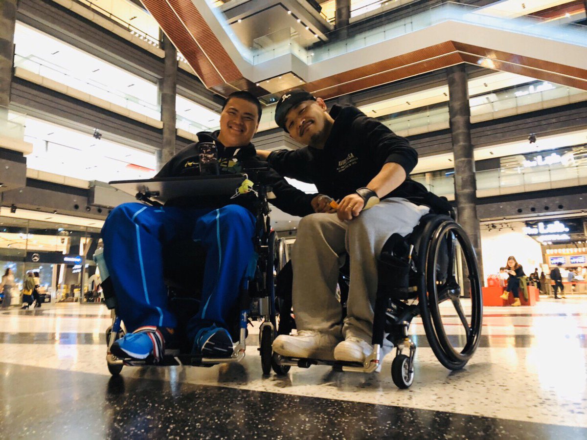 CreativeOurFes1's tweet photo. 💃“私が、主人公だ”🕺
「個性」が「変わってるね」になる世の中に生きづらさを感じる人々へ。〈障害者、不登校、高齢者、学生、子ども〉が共にミュージカルを創り上げる。一人一人の「挑戦」で誰かの「きっかけ」を創る。
「変わってるね」が「才能」であり、誰もが「幸せ」になれる事を証明します！ https://t.co/iH82HfHKWN