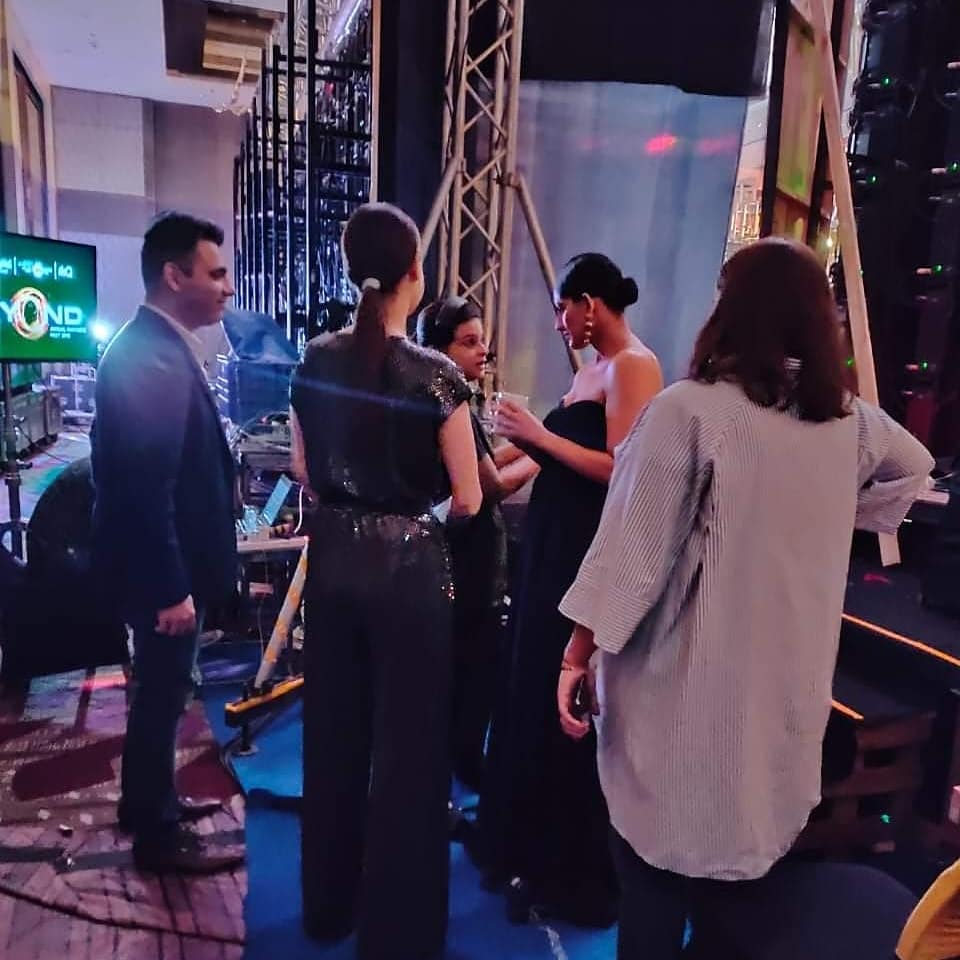 bluefishevents's tweet photo. Recent Corporate/ MICE events... 
#ShowCalling &amp; #BackstageManagement by @bluefishevents
✅ Siemens India - Business Conference
✅ Reliance Digital Annual Partners' Meet
✅ Oppo Color 7 OS Launch
✅ EESL- INSPIRE
✅ Buniyad Cement-Annual Dealers Conference, 2019
... &amp; many more https://t.co/v20By1W3BA