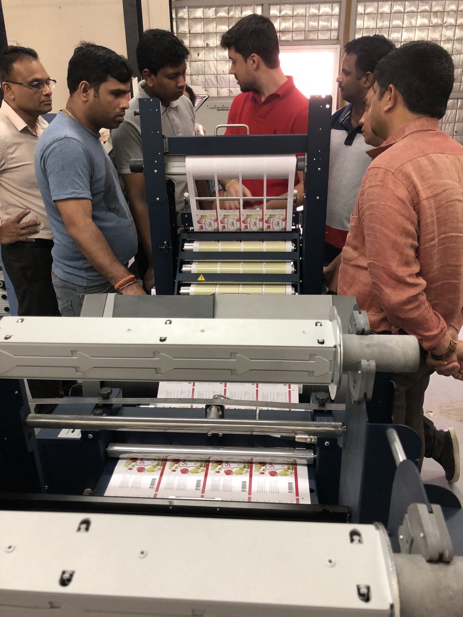 MichaelPanzeri's tweet photo. πΆπ¦ training completed for the first @DPR_MiddleEast SCR35PL installed in Qatar with Konica Minolta Accurio Label Press #finishingsystem #konicaminolta #digitallabel #labelsondemand #labelpress #printondemand https://t.co/wD7Bg32vin