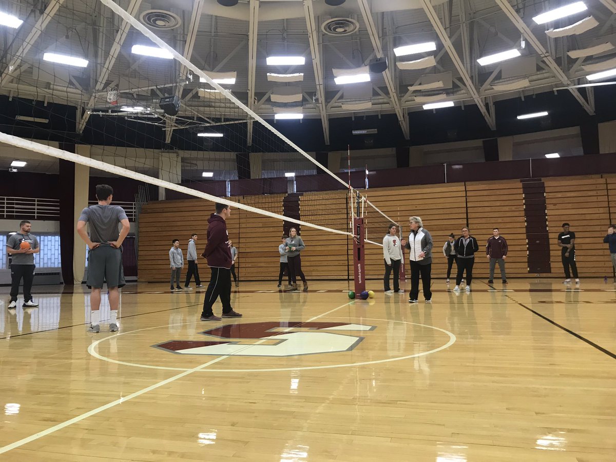 Dr_Mara_Simon's tweet photo. A master at work...Dr. Linda Griffin walked PE methods students through a Teaching Games for Understanding approach in class today. It’s all about the triangle (both at SC and in TGfU)! #pehe #pete #pe #tgfu #scpehe #teachinggames #tacticalgames @SC_PEHE https://t.co/nvSjlCYaUP