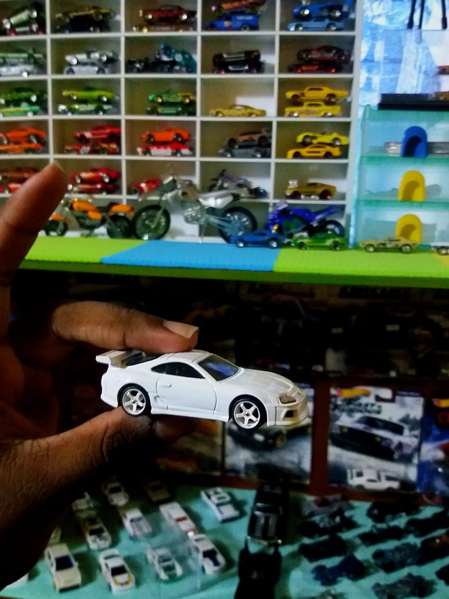 DiecastSwheels's tweet photo. Toyota Supra #fastandfurious7 #paulwalker
[ The Legend of JDM🇯🇵 ]
#hotwheelscollector #diecaatcollector #diecatcollection #myyard #wheelscollection #iamspinningwheels #diecastphotography #mycollection #miniphotography https://t.co/78Vdrhxez4