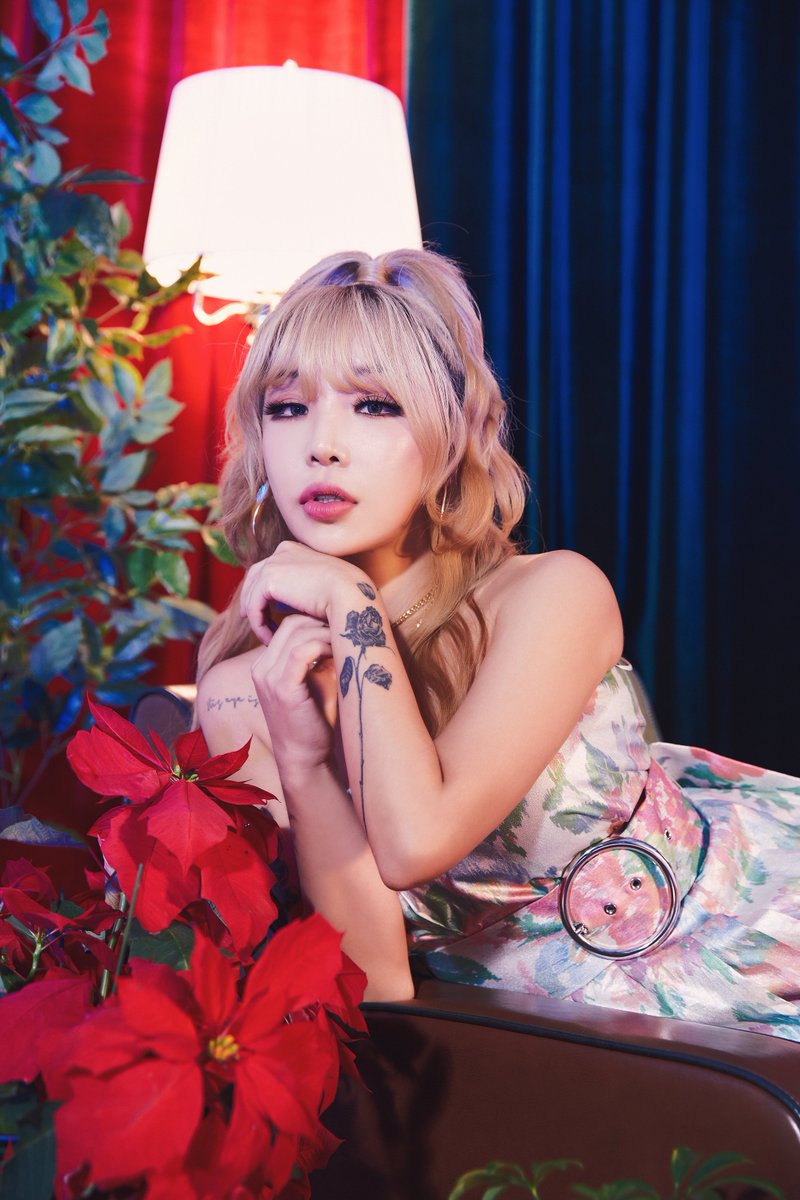 BN_Music's tweet photo. [#브랜뉴뮤직/PHOTO] BRANDNEW YEAR 2019 [DO THAT BRANDNEW THING] 'LOOK GOOD' OFFICIAL PHOTO #2

'DO THAT BRANDNEW THING' 2019.12.12 6PM RELEASE

#BRANDNEWMUSIC #LOOK_GOOD #범키 #키비 #양다일 #GREE #옌자민 #키디비 #빈센트블루 #브랜뉴이어2019 #BRANDNEWYEAR2019 https://t.co/E0tx5OzWI1
