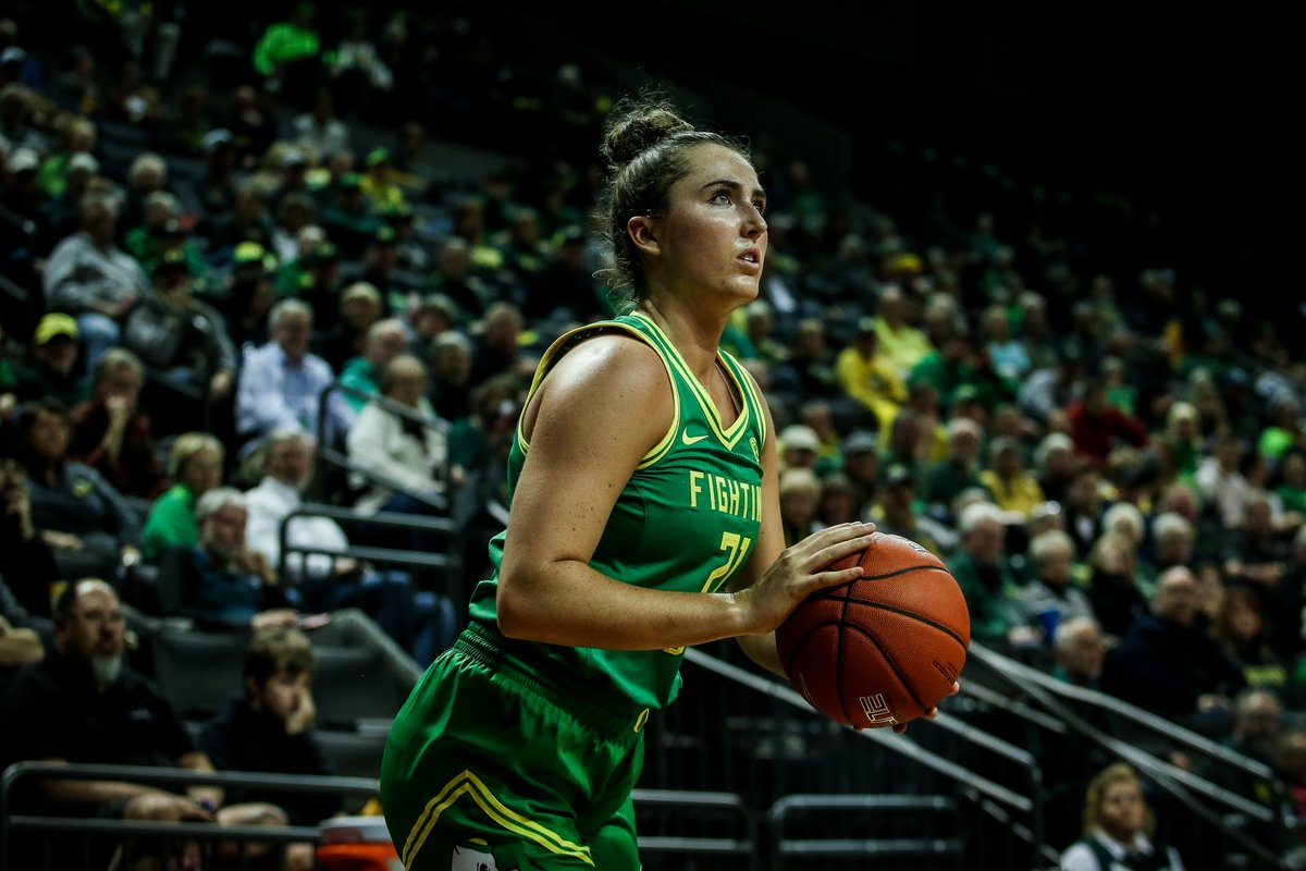 OregonWBB's tweet photo. Happy birthday, Erin Boley! 🥳🎉

@ErinnSB21 | #GoDucks https://t.co/PXq0PWjCVz